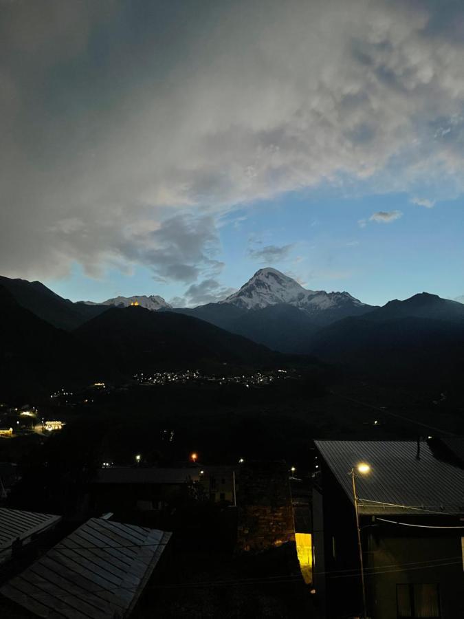 Graf Kazbegi Hotell Eksteriør bilde