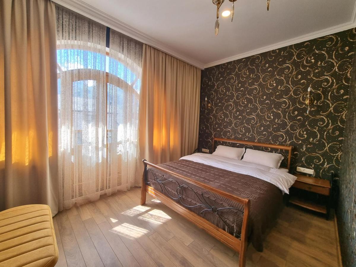 Graf Kazbegi Hotell Eksteriør bilde
