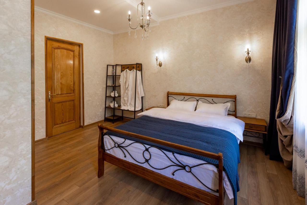 Graf Kazbegi Hotell Eksteriør bilde