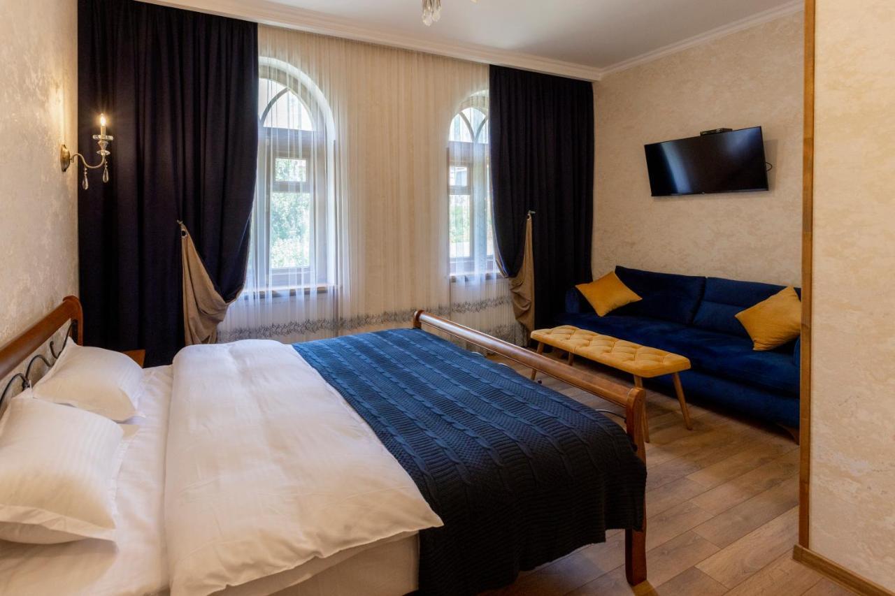 Graf Kazbegi Hotell Eksteriør bilde