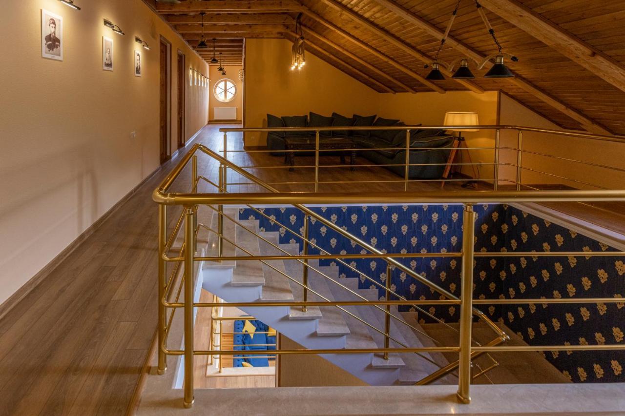 Graf Kazbegi Hotell Eksteriør bilde