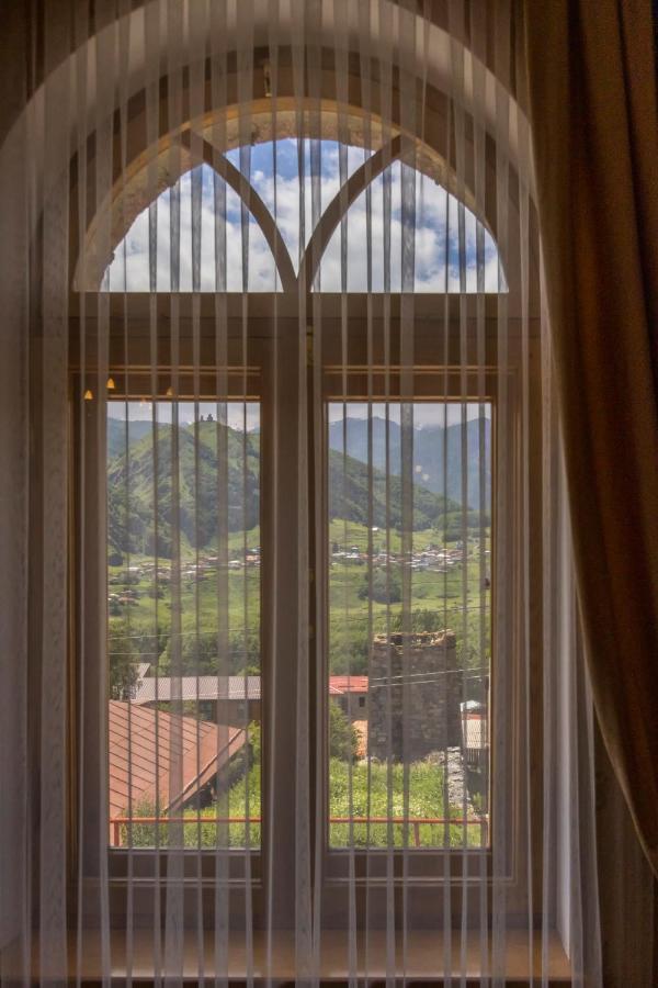 Graf Kazbegi Hotell Eksteriør bilde