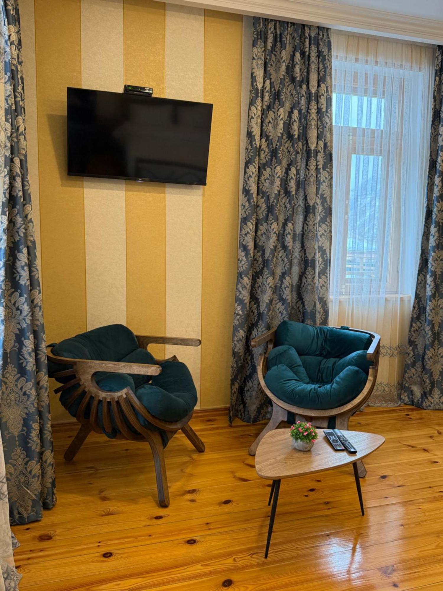 Graf Kazbegi Hotell Eksteriør bilde